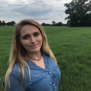 Meet your Posher, Lexi